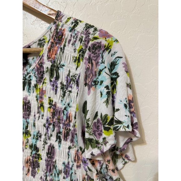 Torrid Womans Floral Smocked Top Size 3X Bloomcore Beachy Tropical Travel Vacay - Picture 10 of 11